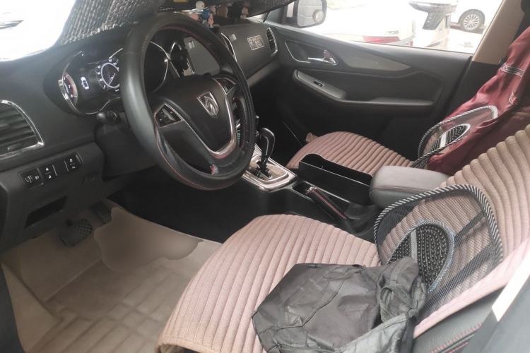 Used Baojun 560 2016 1.8L iAMT Luxury Model Left Front Seat