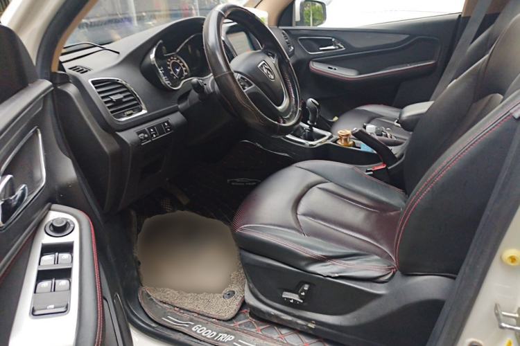 Used Baojun 560 2016 1.5T Manual Luxury Model Left Front Seat