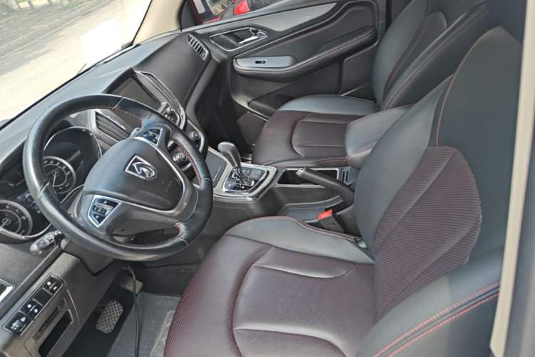 Used Baojun 560 2016 1.8L iAMT Luxury Model Left Front Seat