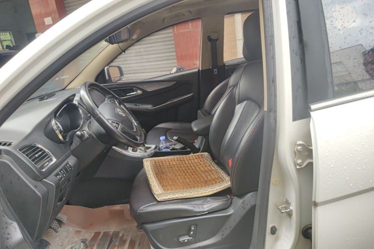 Used Baojun 560 2016 1.8L Manual Luxury Edition Left Front Seat