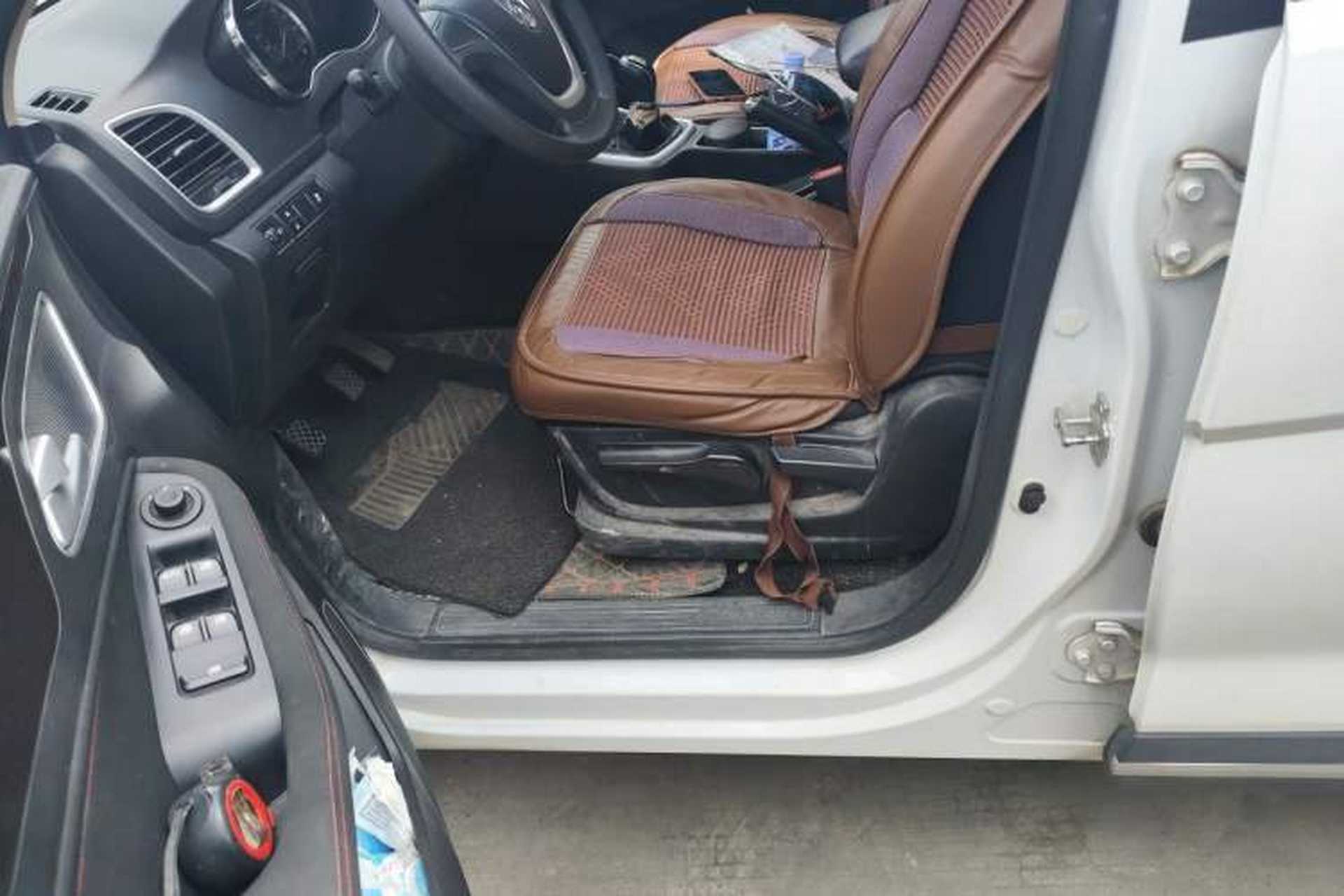 Used Baojun 560 2016 1.8L Manual Value Edition Left Front Seat