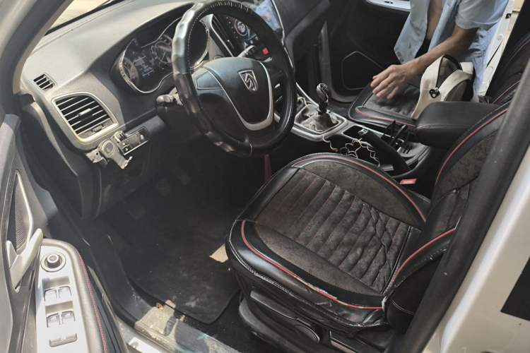 Used Baojun 560 2016 1.8L Manual Comfort Edition Left Front Seat
