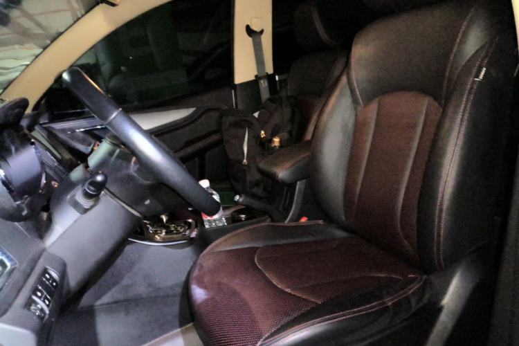 Used Baojun 560 2016 1.8L iAMT Luxury Model Left Front Seat