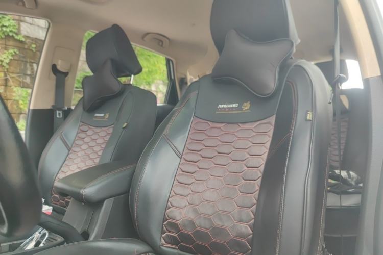 Used Baojun 560 2016 1.8L iAMT Luxury Model Left Front Seat