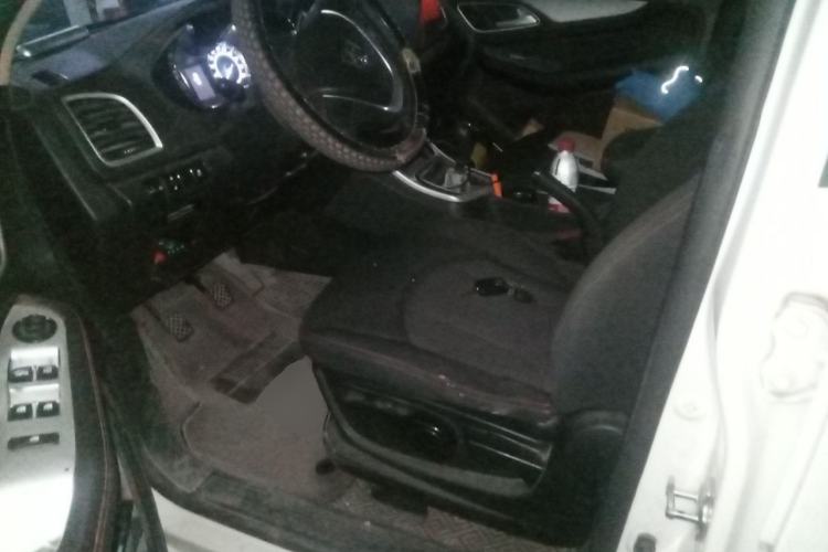 Used Baojun 560 2016 1.5T Manual Comfort Edition Left Front Seat