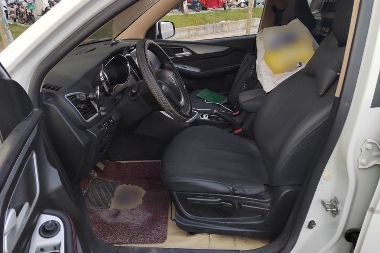 Used Baojun 560 2016 1.5T Manual Comfort Edition Left Front Seat