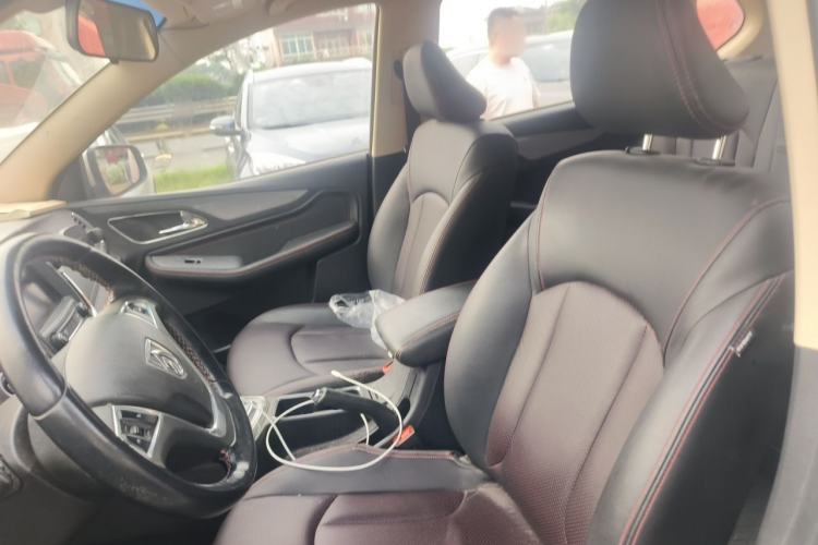 Used Baojun 560 2016 1.8L iAMT Luxury Model Left Front Seat