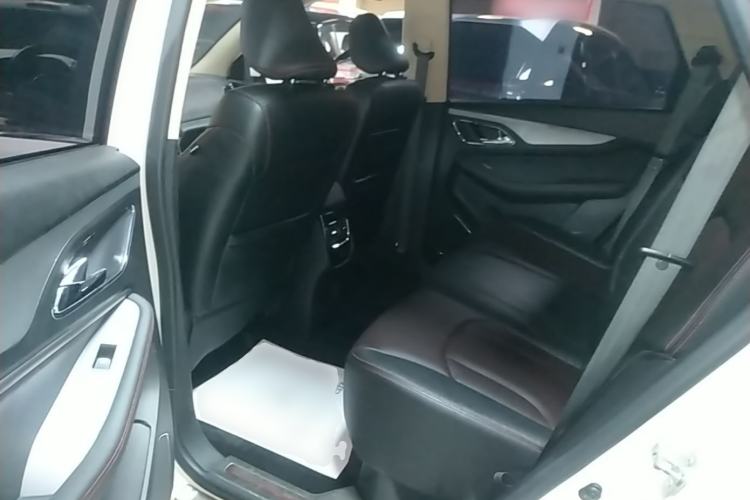 Used Baojun 560 2016 1.8L iAMT Luxury Model Left Rear Seat