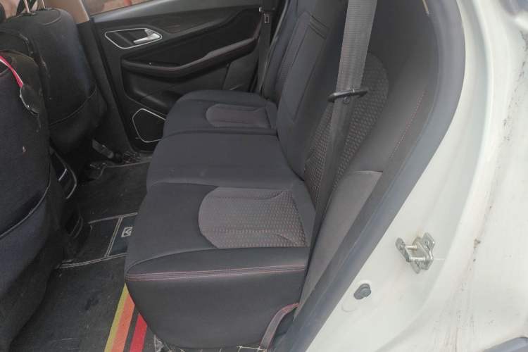 Used Baojun 560 2016 1.8L Manual Value Edition Left Rear Seat