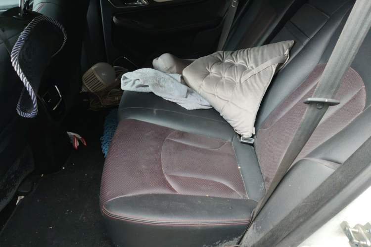 Used Baojun 560 2016 1.8L iAMT Luxury Model Left Rear Seat