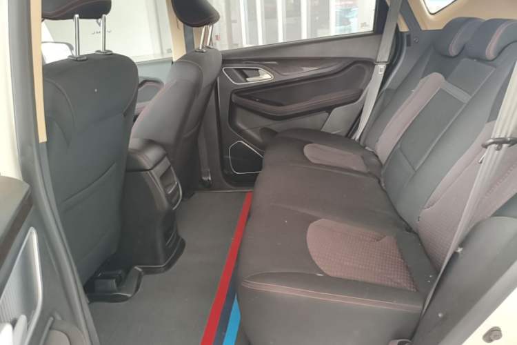 Used Baojun 560 2016 1.8L Manual Value Edition Left Rear Seat