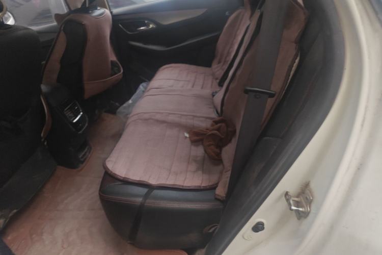 Used Baojun 560 2016 1.5T Manual Luxury Model Left Rear Seat