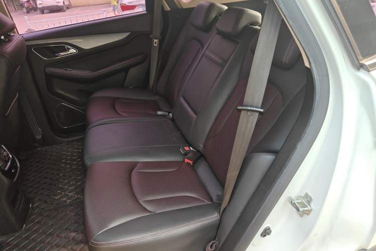 Used Baojun 560 2016 1.5T Manual Luxury Model Left Rear Seat