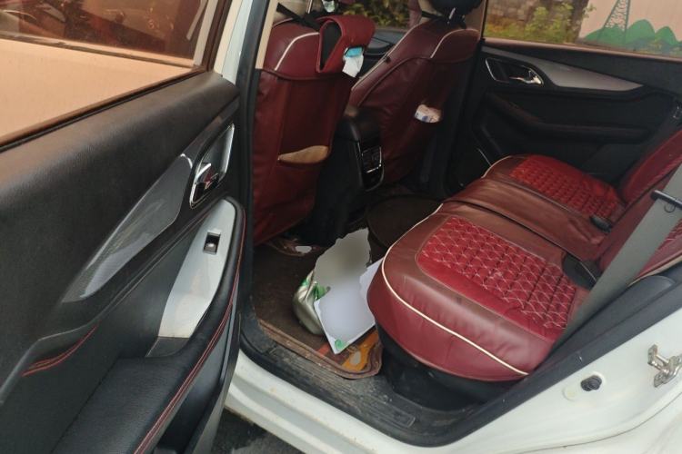 Used Baojun 560 2016 1.8L Manual Elite Edition Left Rear Seat
