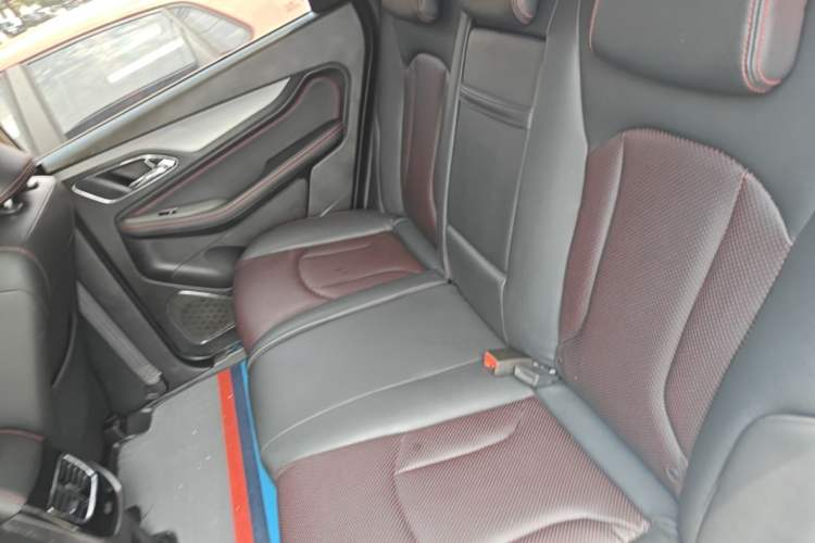 Used Baojun 560 2016 1.8L iAMT Luxury Model Left Rear Seat