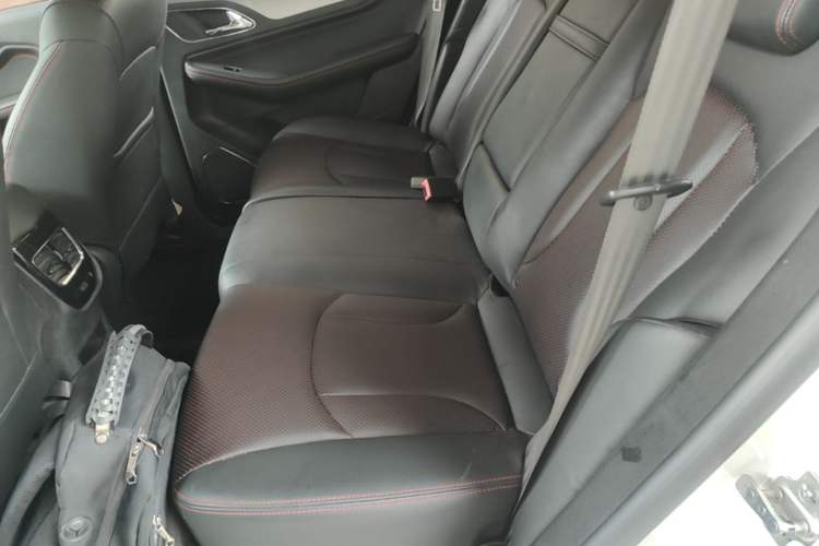 Used Baojun 560 2016 1.8L iAMT Luxury Model Left Rear Seat