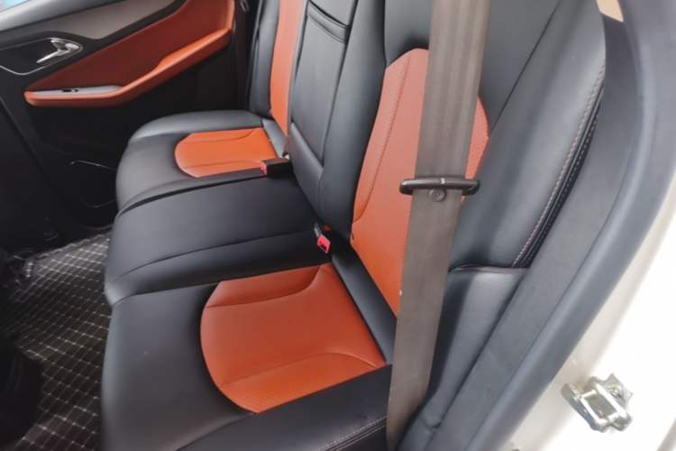 Used Baojun 560 2016 1.8L iAMT Elite Edition Left Rear Seat