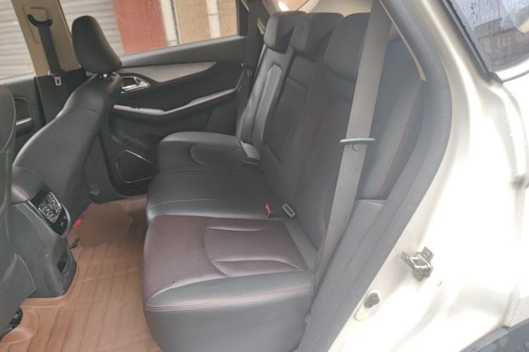 Used Baojun 560 2016 1.8L Manual Luxury Edition Left Rear Seat