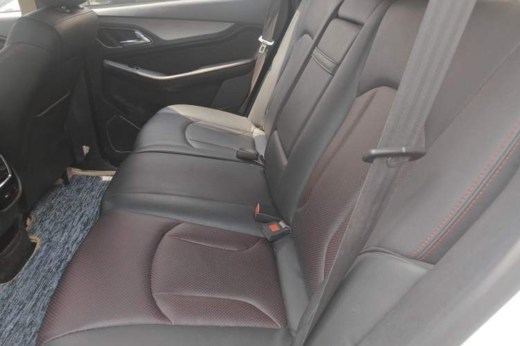 Used Baojun 560 2016 1.5T Manual Luxury Model Left Rear Seat