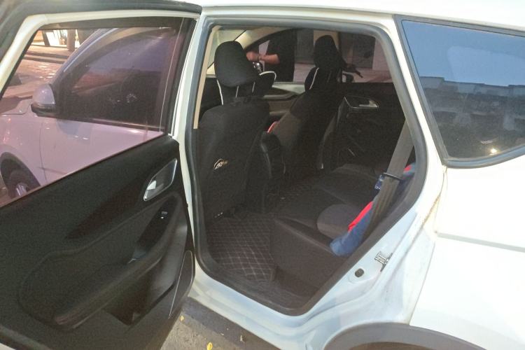 Used Baojun 560 2016 1.8L Manual Value Edition Left Rear Seat