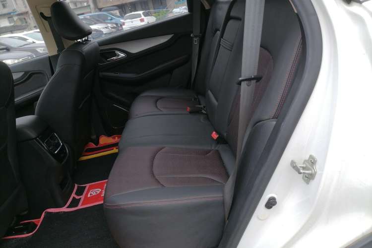Used Baojun 560 2016 1.5T Manual Luxury Model Left Rear Seat