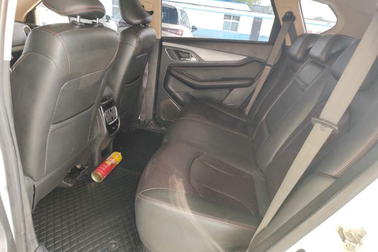 Used Baojun 560 2016 1.5T Manual Luxury Model Left Rear Seat