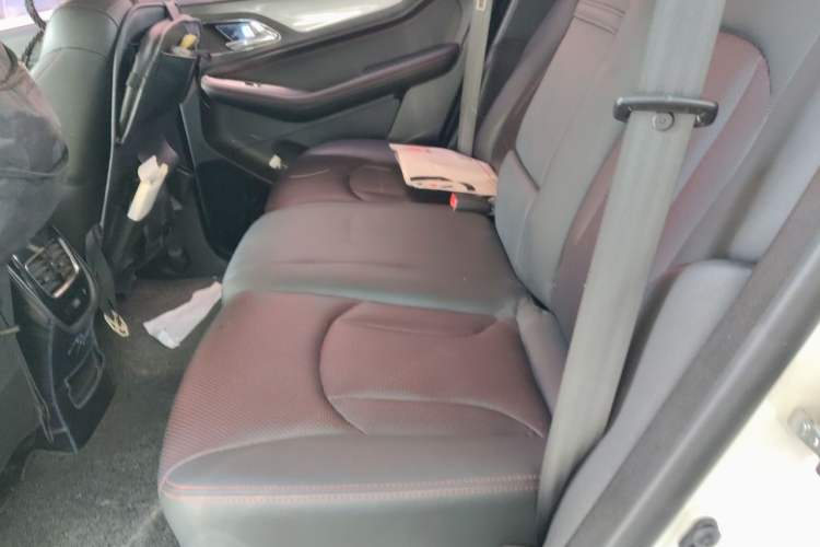 Used Baojun 560 2016 1.8L iAMT Luxury Model Left Rear Seat