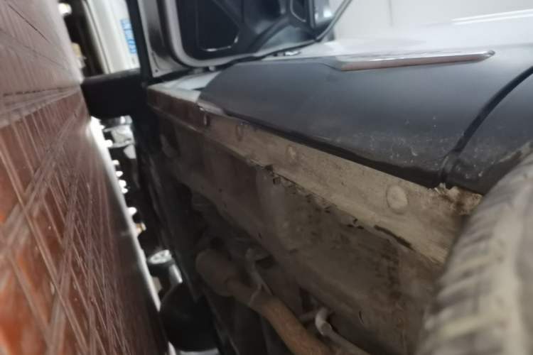 Used Baojun 560 2016 1.8L iAMT Luxury Model Left Side Sill