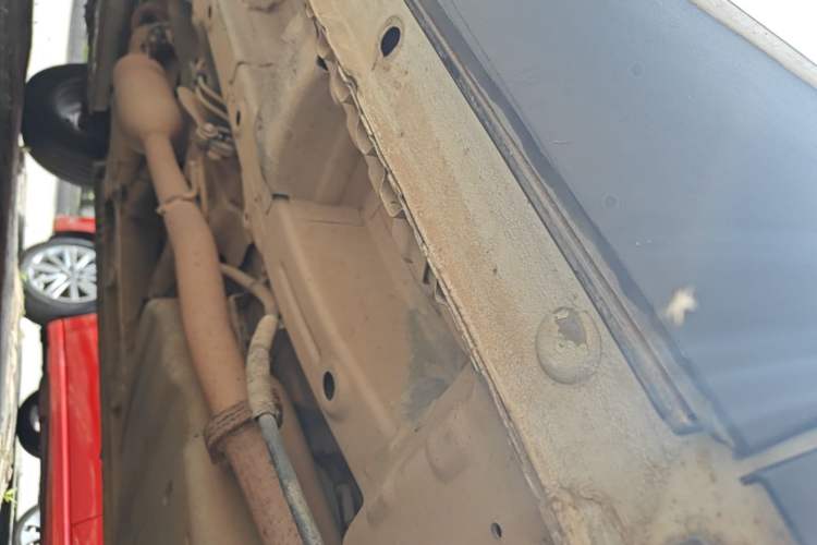 Used Baojun 560 2016 1.8L iAMT Luxury Model Left Side Sill