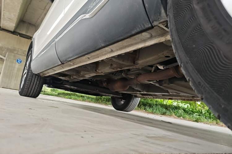 Used Baojun 560 2016 1.8L iAMT Luxury Model Left Side Sill