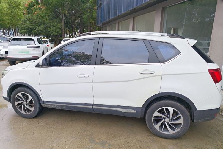 Used Baojun 560 2016 1.8L iAMT Luxury Model Left Side