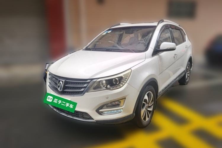 Used Baojun 560 2016 1.8L Manual Luxury Edition Guazi used car, China used car export, Used car for sale, Used cars, Cheapest cars for sale