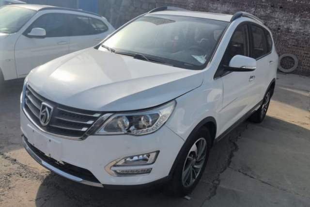 Used Baojun 560 2016 1.8L iAMT Luxury Model