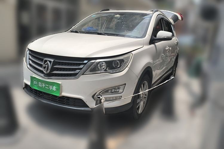 Used Baojun 560 2016 1.8L Manual Comfort Edition Guazi used car, China used car export, Used car for sale, Used  cars, Cheapest cars for sale