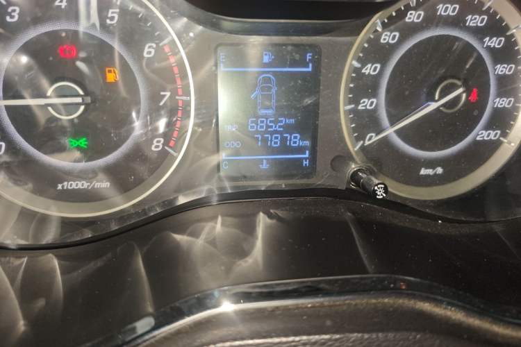 Used Baojun 560 2016 1.8L Manual Value Edition Odometer Close Up