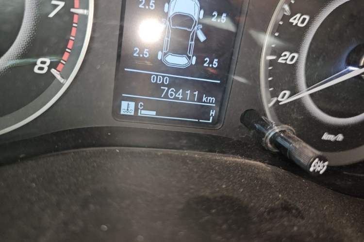 Used Baojun 560 2016 1.8L Manual Luxury Edition Odometer Close Up