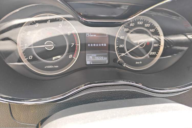 Used Baojun 560 2016 1.8L iAMT Luxury Model Odometer Close Up