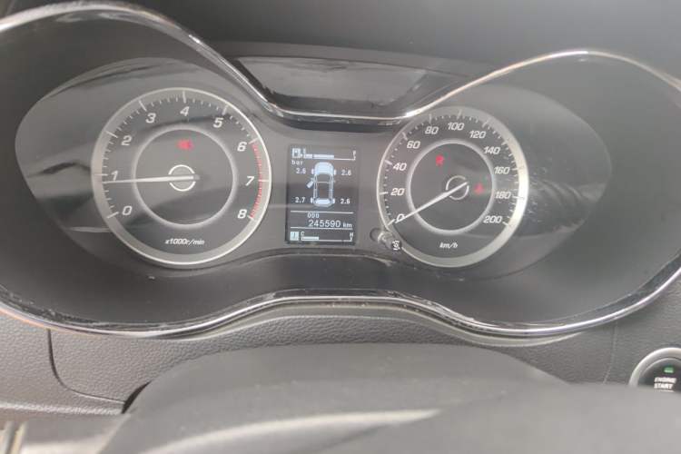 Used Baojun 560 2016 1.8L Manual Luxury Edition Odometer Close Up