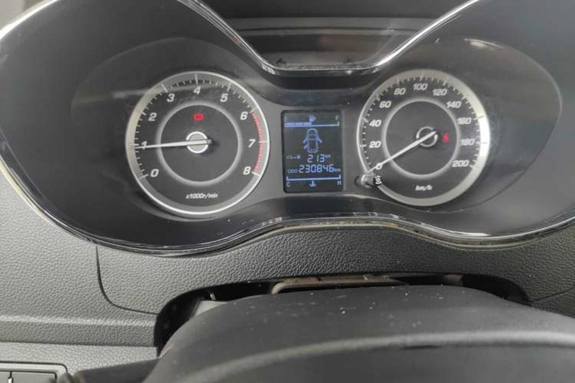 Used Baojun 560 2016 1.8L Manual Value Edition Odometer Close Up