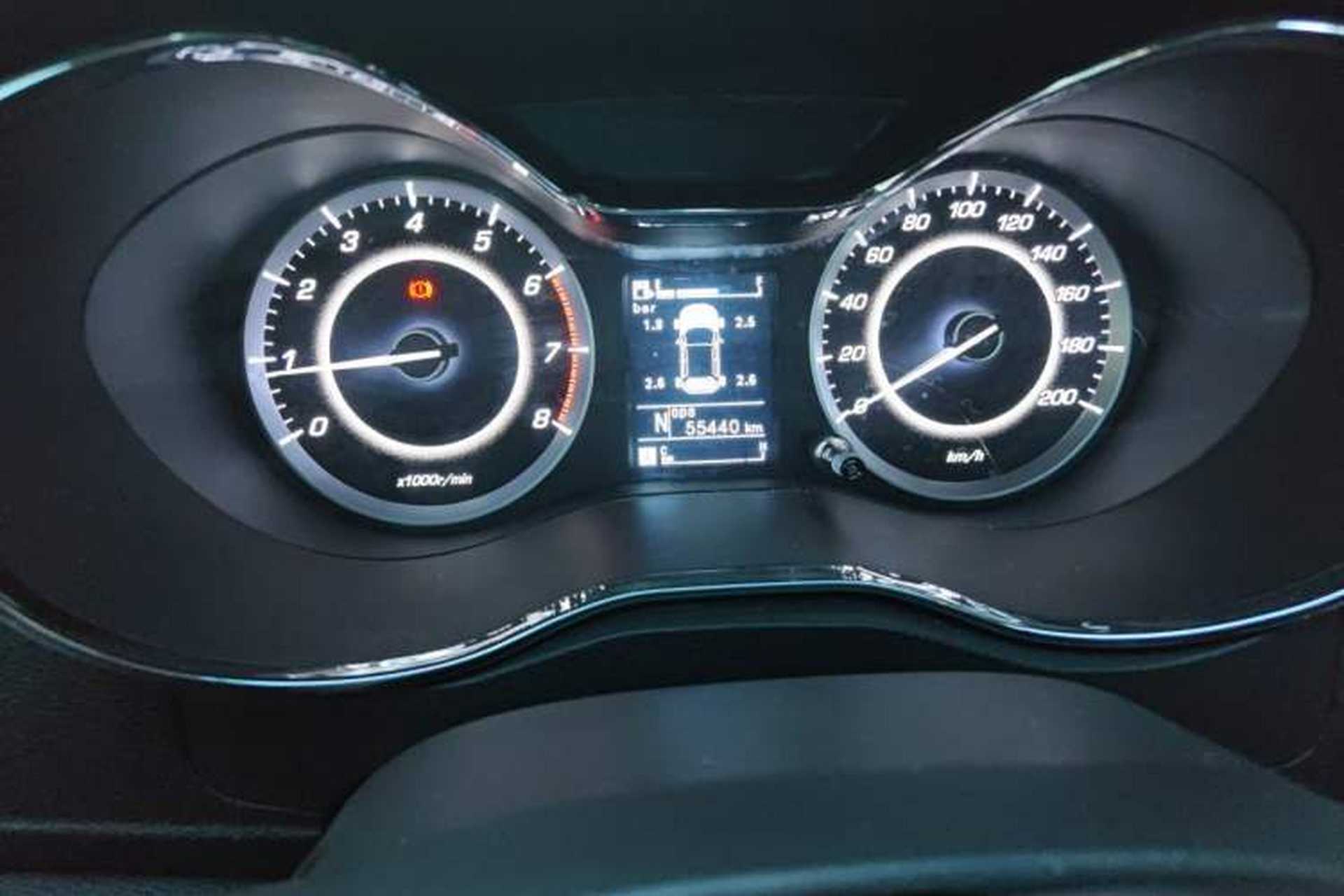 Used Baojun 560 2016 1.8L iAMT Luxury Model Odometer Close Up