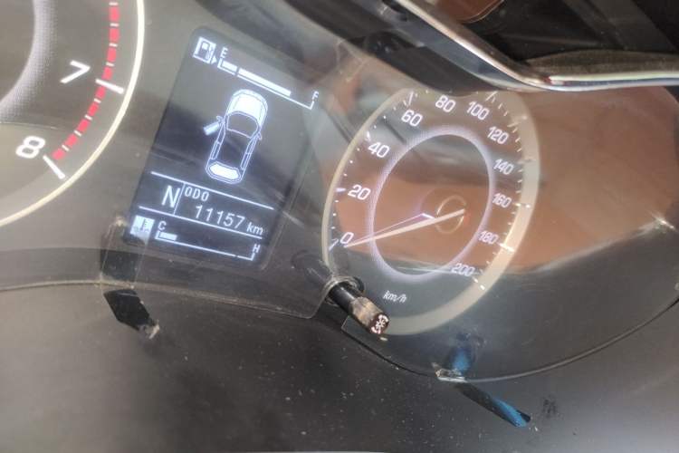 Used Baojun 560 2016 1.8L iAMT Elite Edition Odometer Close Up