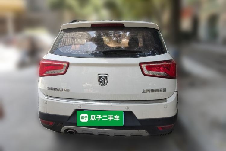 Used Baojun 560 2016 1.5T Manual Comfort Edition Rear
