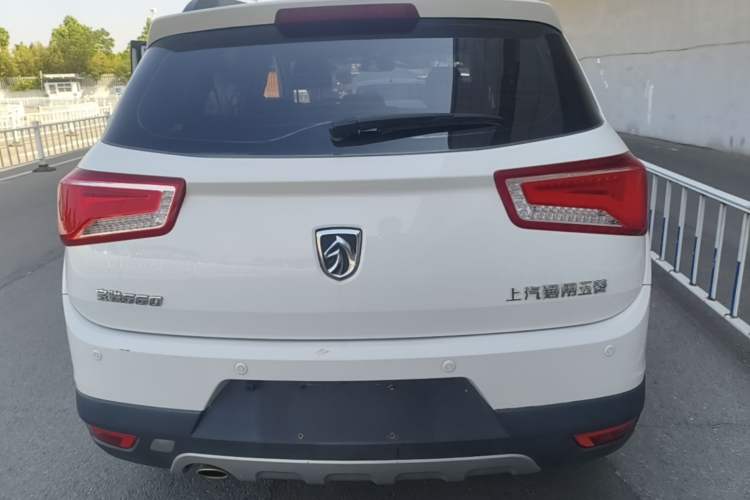 Used Baojun 560 2016 1.8L iAMT Luxury Model Rear