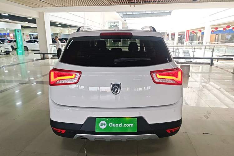 Used Baojun 560 2016 1.8L iAMT Luxury Model Rear