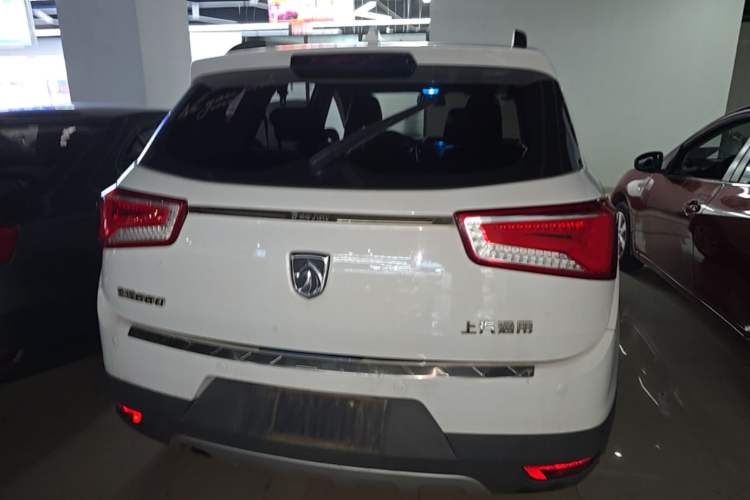 Used Baojun 560 2016 1.8L Manual Elite Edition Rear