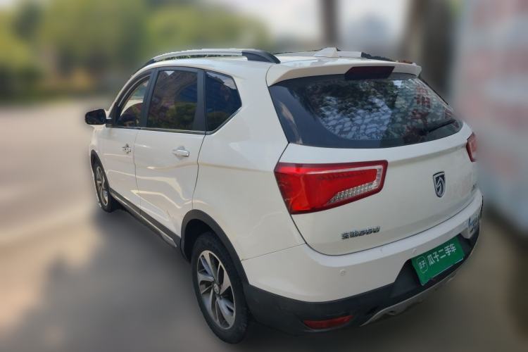 Used Baojun 560 2016 1.8L iAMT Luxury Model Rear Left 45 Deg