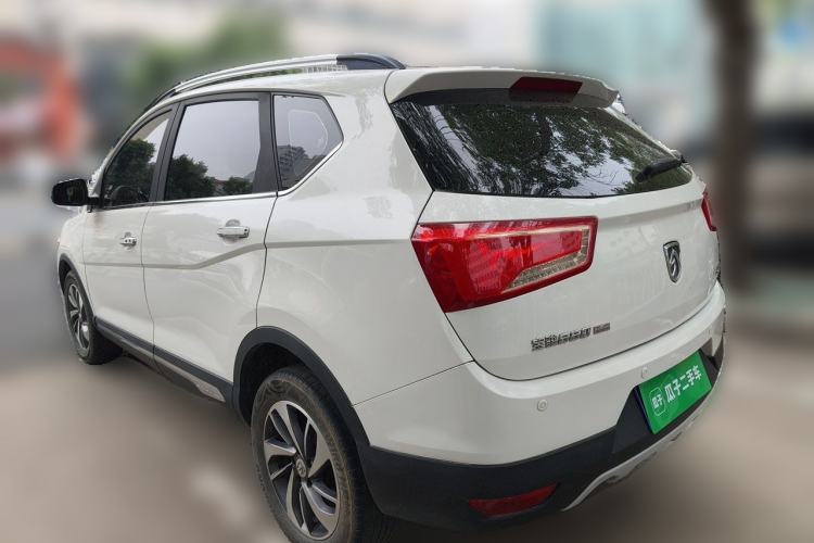 Used Baojun 560 2016 1.5T Manual Luxury Model Rear Left 45 Deg