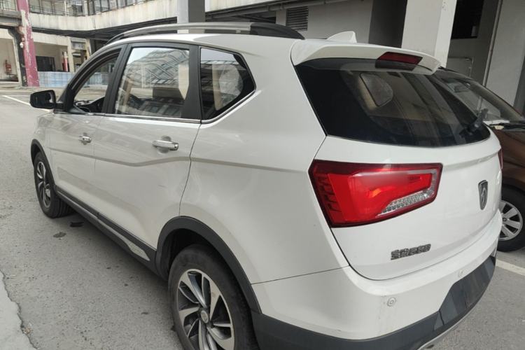 Used Baojun 560 2016 1.8L iAMT Luxury Model Rear Left 45 Deg