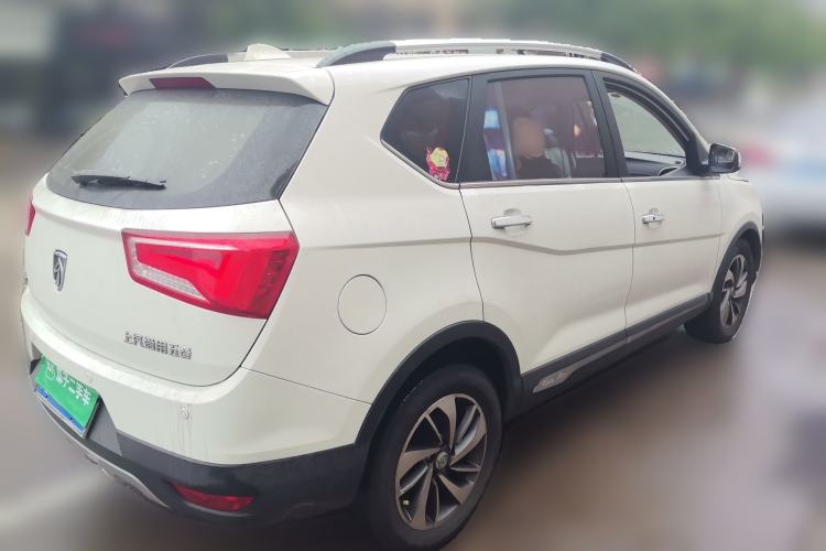 Used Baojun 560 2016 1.8L iAMT Luxury Model Rear Right 45 Deg