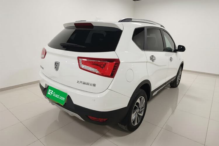 Used Baojun 560 2016 1.8L iAMT Luxury Model Rear Right 45 Deg